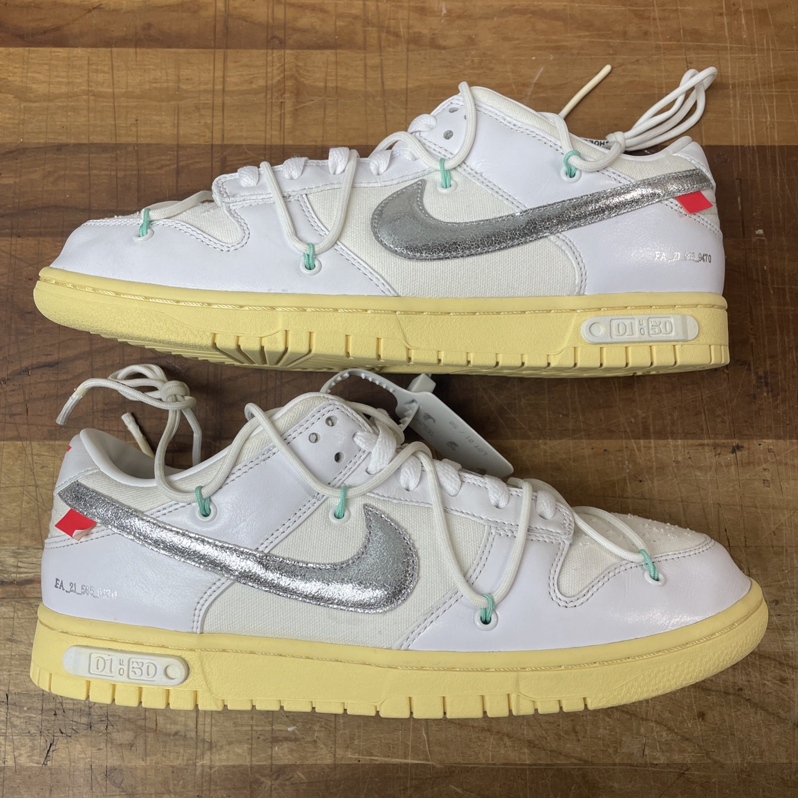 OFF WHITE X NIKE Taglia 10 Nike Off White x Dunk Low Lotto 01 di 50