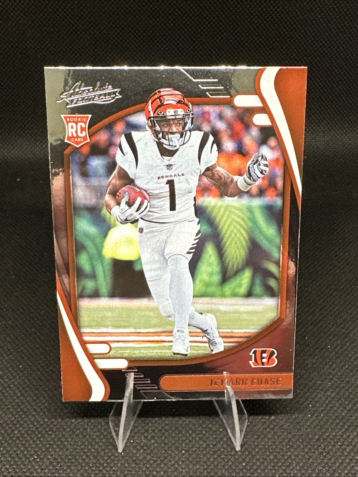 2021 Panini Absolute Ja'Marr Chase Rookie Card #105 Cincinnati Bengals