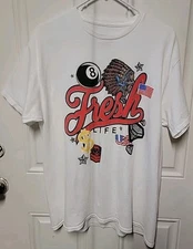 CARBON Fresh Life USA White Graphic T Shirt Size Large  Cotton 