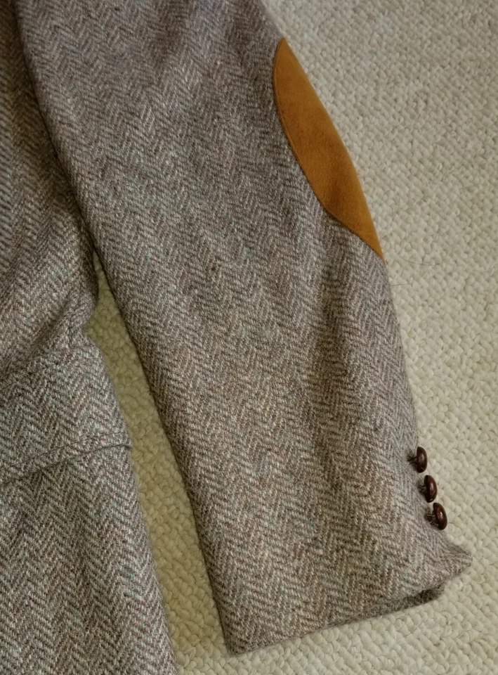 VINTAGE Mens Blazer-HARRIS TWEED-brown herringbone Scottish wool 2-button-38R - Image 2 of 4