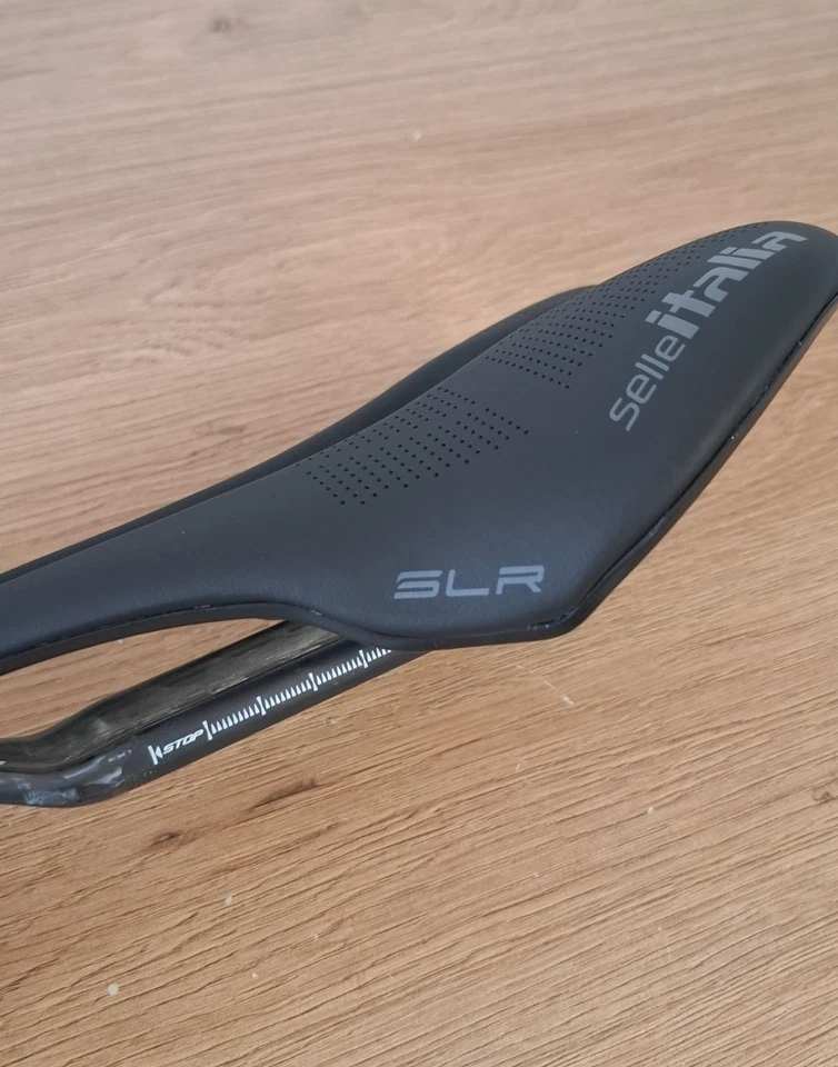 Sillín de carretera Selle Italia SLR Boost Kit Superflow L3 fibra de carbono Foto 3 de 4