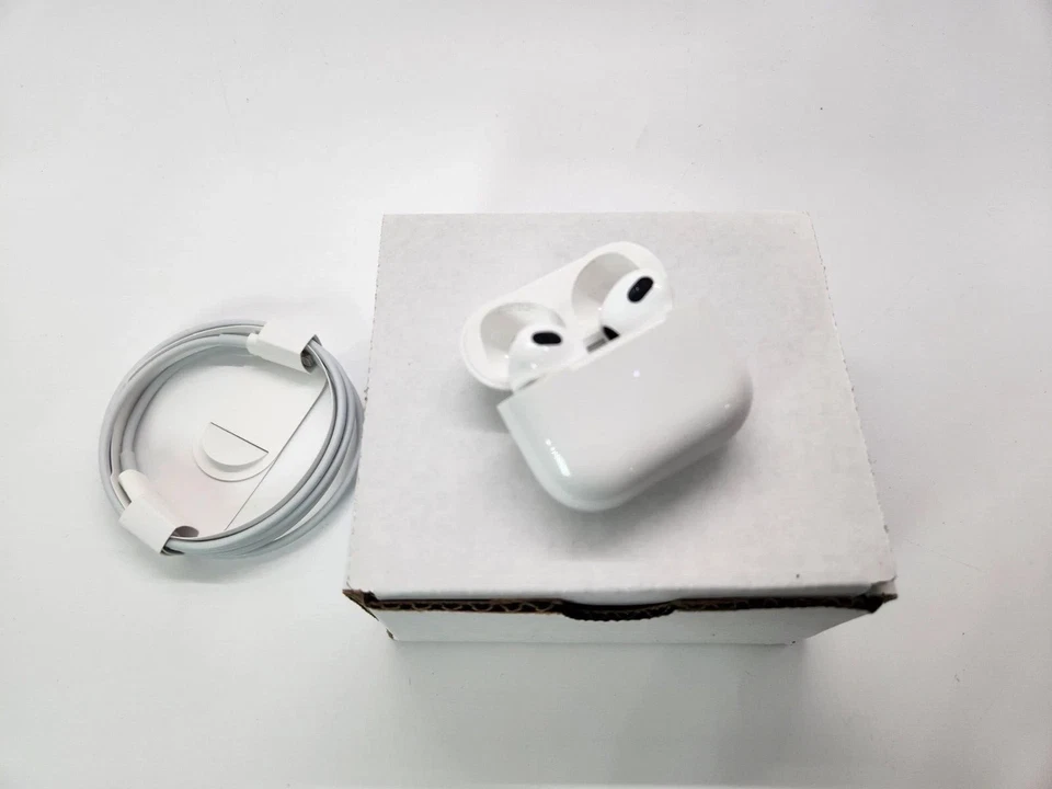 Auriculares intrauditivos Apple AirPods 3ª generación cargador MagSafe - blanco - excelente Foto 2 de 4