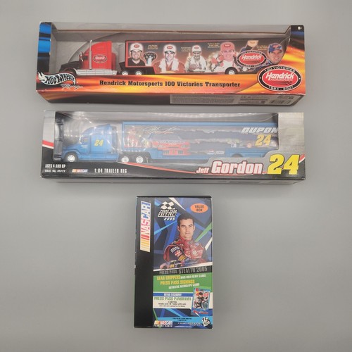 Winners Circle Nascar Hendrick Motors Jeff Gordon #24 1/64 Diecast Trailer Rig