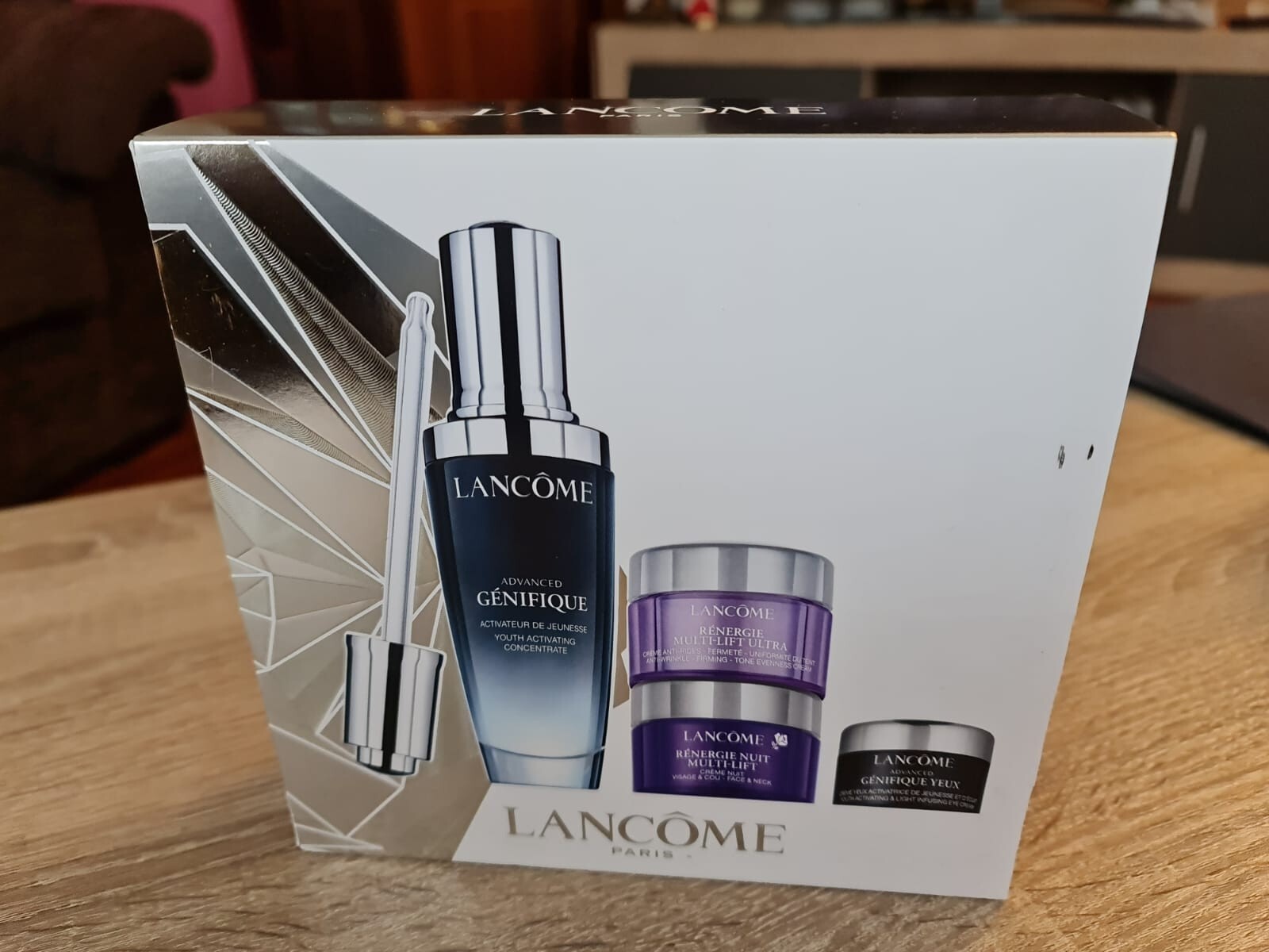 estuche serum genifique +minitallas