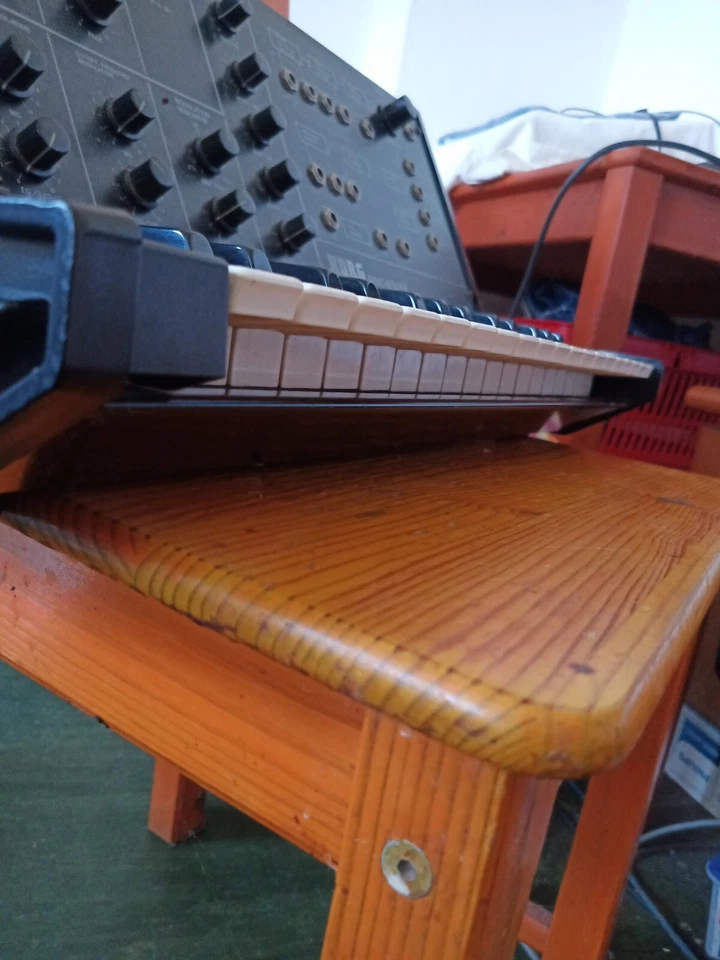 Korg MS 10 Analog Synthesizer - Bild 4 von 4