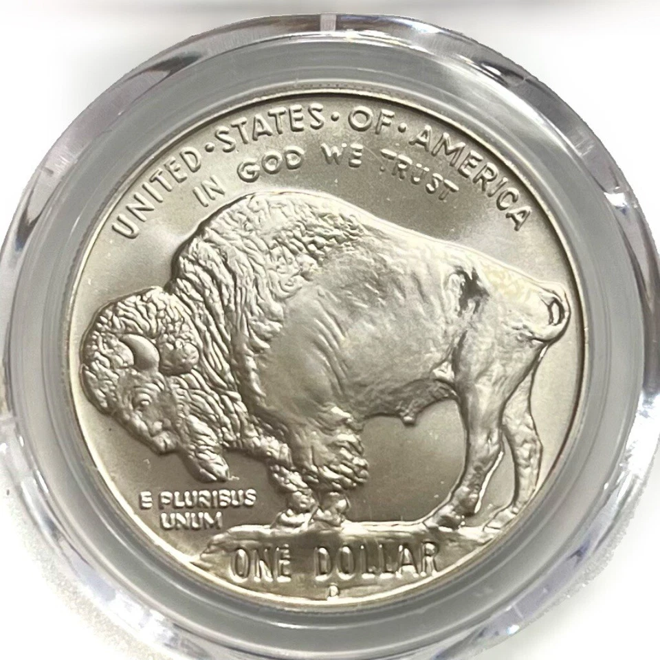 Commemorative Silver Dollar 2001 D American Buffalo James Earl Fraser Signature - Image 3 of 4