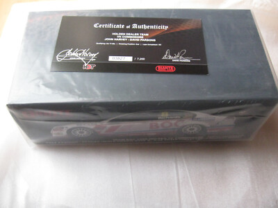 AUTOart BIANTE B18301N HOLDEN VE COMMODORE TEAM BOC #8 V8 SUPER 1:18 OVP Folie