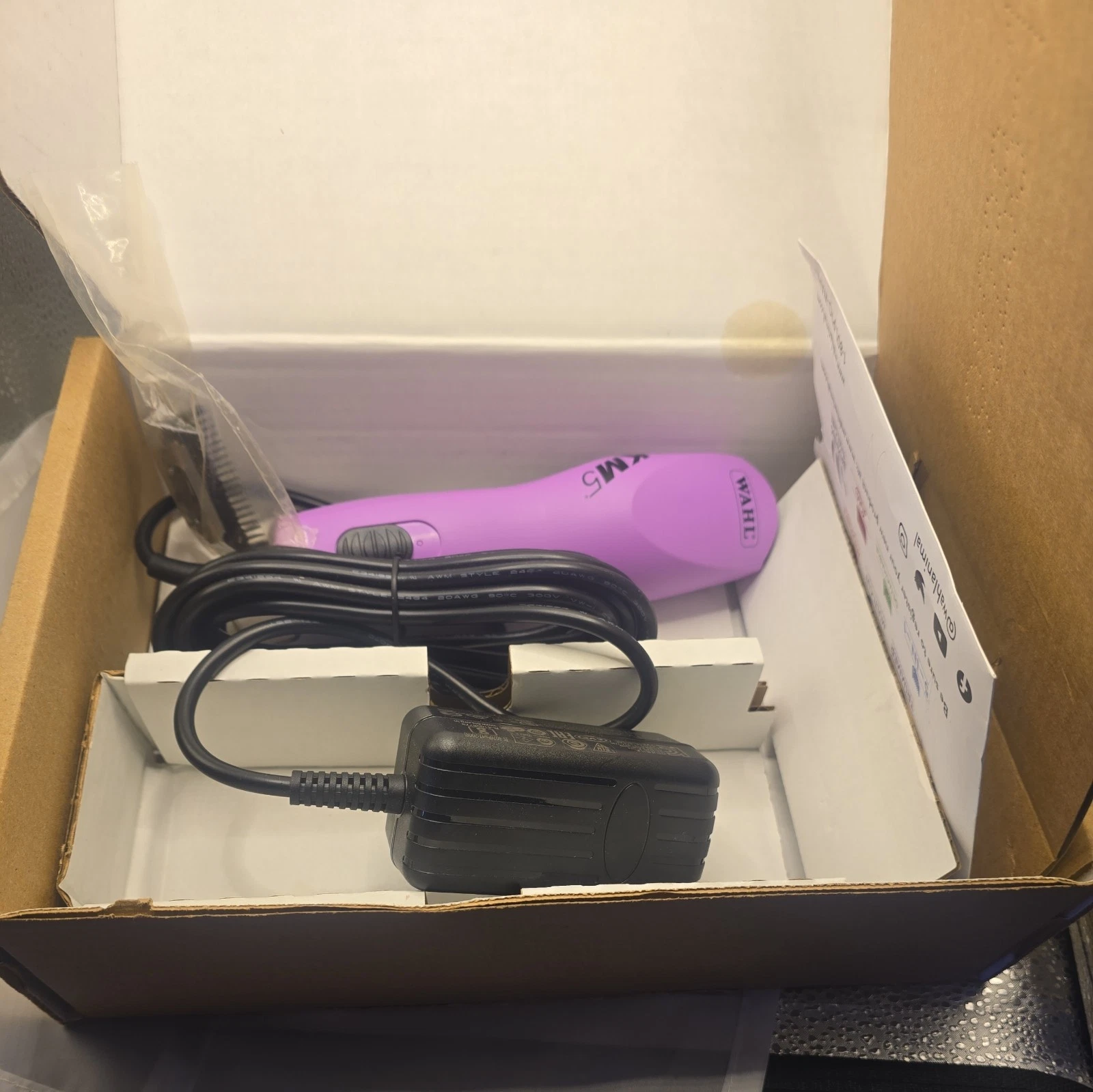 Wahl KM5 2Speed Motor Clippers Pink Pet Grooming,used 2 attempts to power on