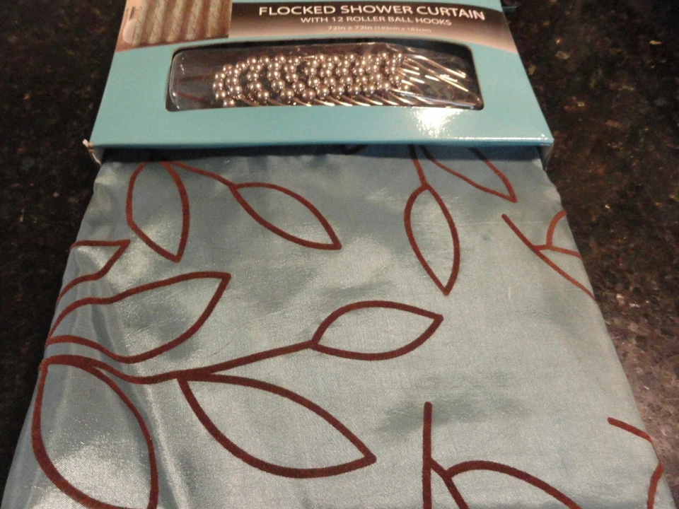 NWD 13 piezas CORTINA DE DUCHA de tela azul verdoso polvoriento hojas marrones flocadas -mancha- Foto 2 de 4