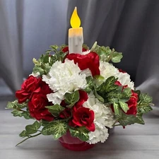 Christmas  Centerpiece Timer Candle Flower Arrangement Roses Red Carnations, Ivy