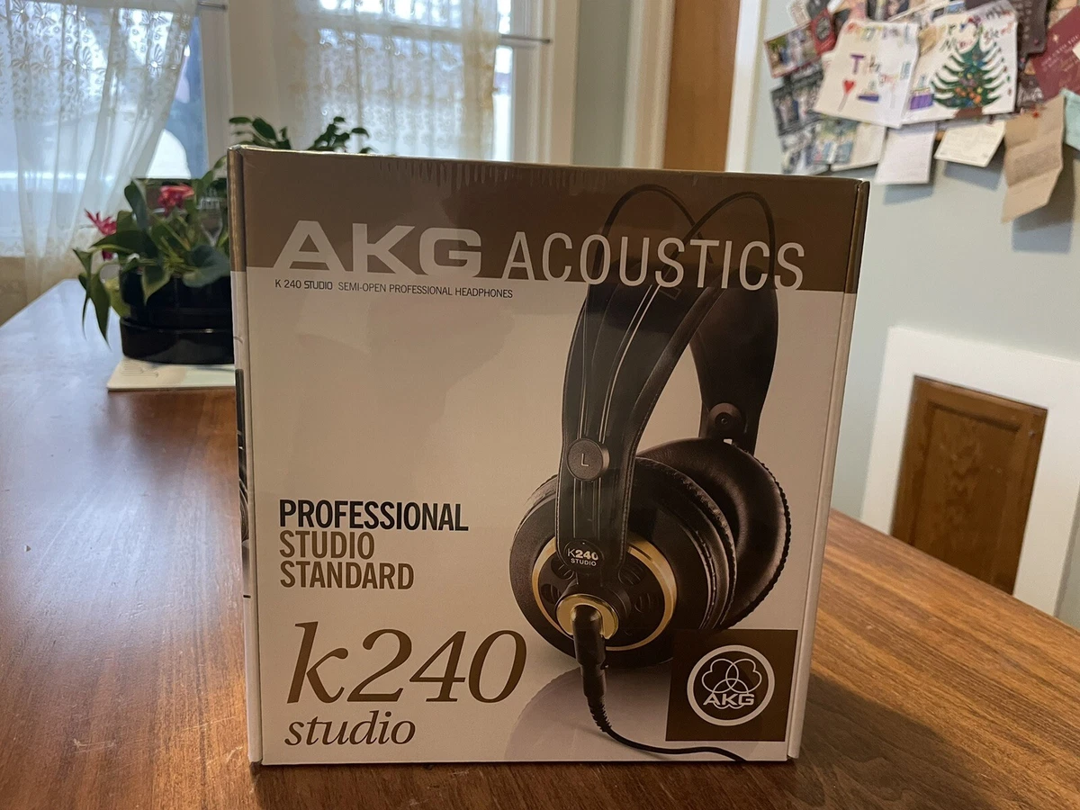 AKG Pro Audio K240 STUDIO Over-Ear, Semi-Open, Professional Studio  Headphones