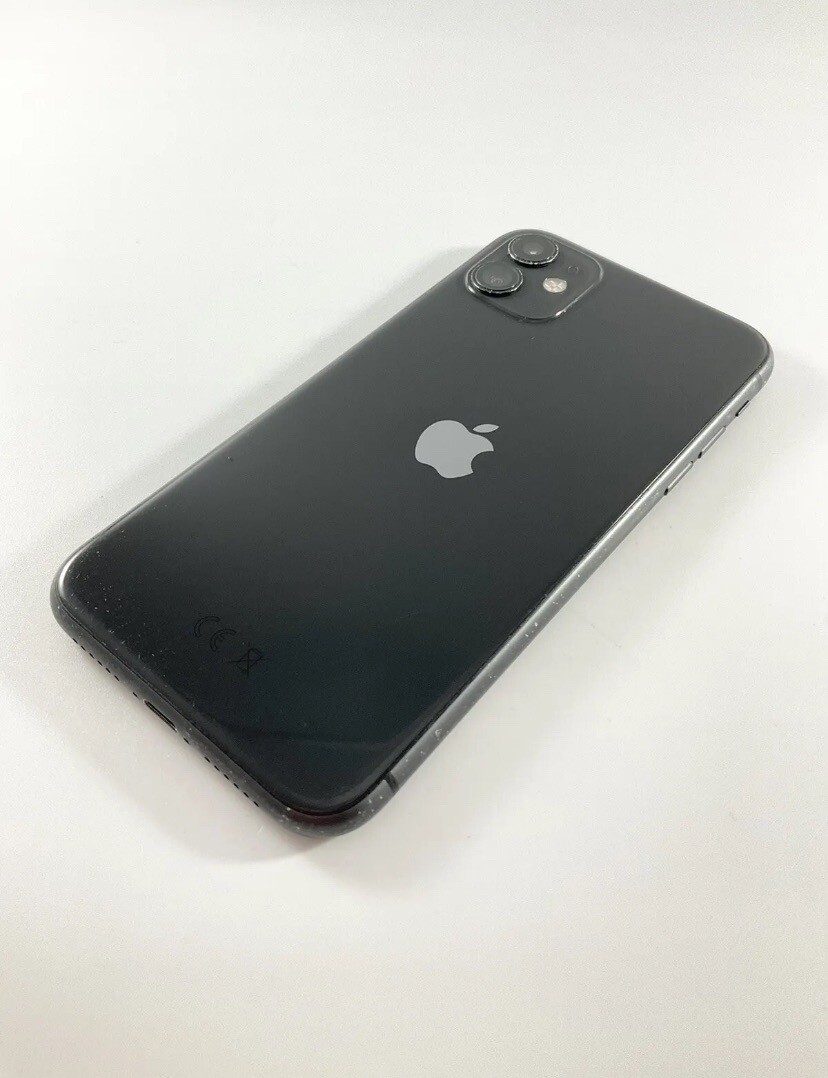 Apple iPhone 11 - 64GB - Black (Unlocked) A2221 (CDMA + GSM
