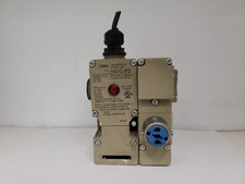 IDEC HS1C-P0 INTERLOCK SAFETY SWITCH PLUG UNIT 250V AC W/DOOR LOCK