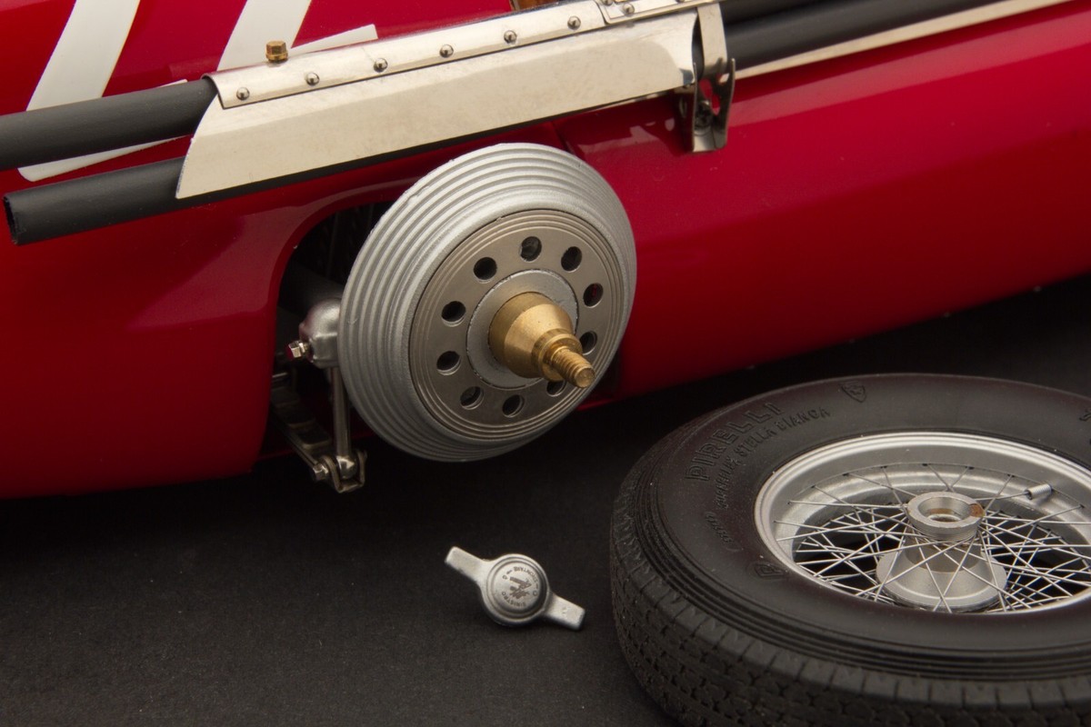 Exoto XS | 1:18 | 1951 Alfa Romeo 159 M F1 | Juan Manuel Fangio