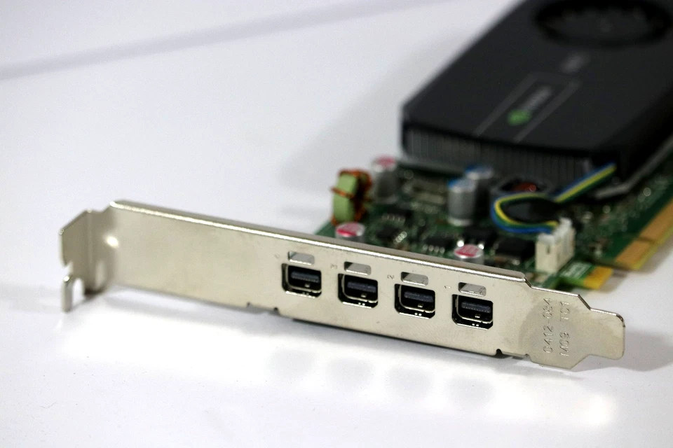 NVIDIA QUADRO NVS 510 2GB VRAM 4x Mini DisplayPort Video Card - Image 2 of 4