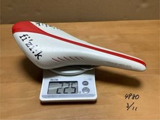 Sella leggera Fizik Arione CX Fizik Arione CX k:ium rail bianco rosso Fizik