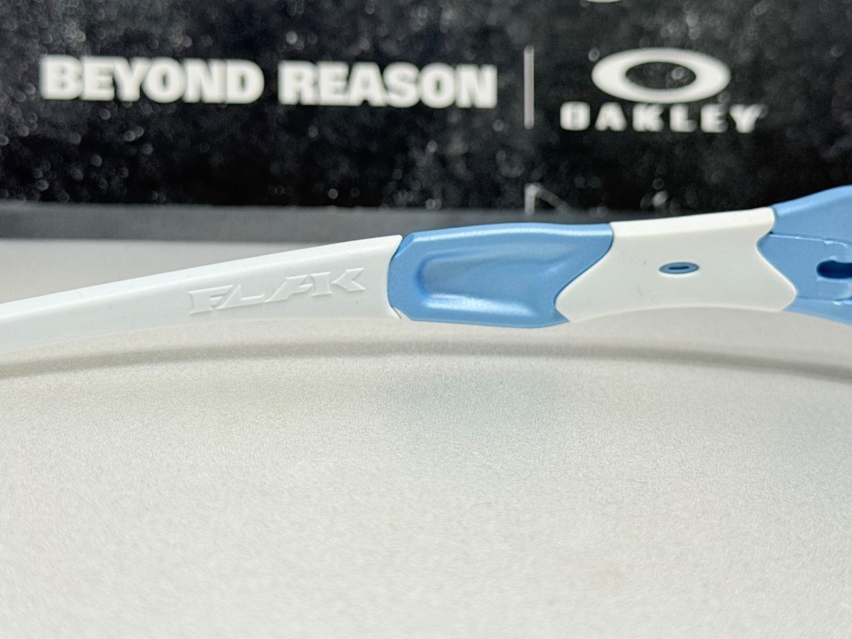 Oakley Flak Jacket 1.0 XLJ POWDER Blue w/ Silver Icons 63/14 133