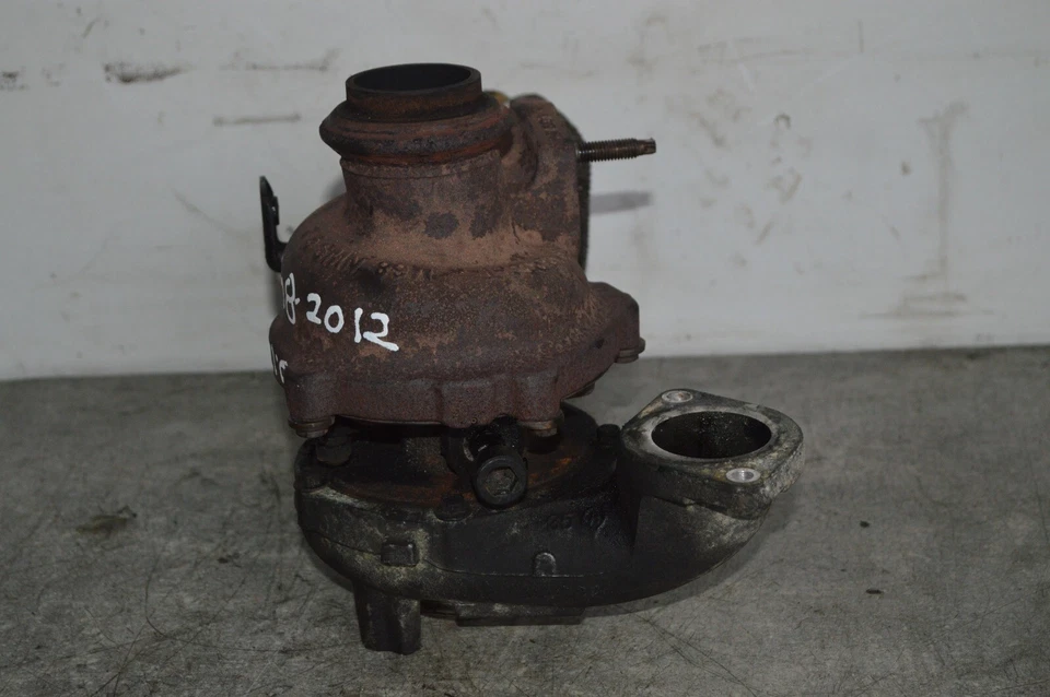 Cargador Peugeot 508 Trubo 9686120680 2012 P508 SW 1.6 HDi turbocompresor Foto 2 de 4