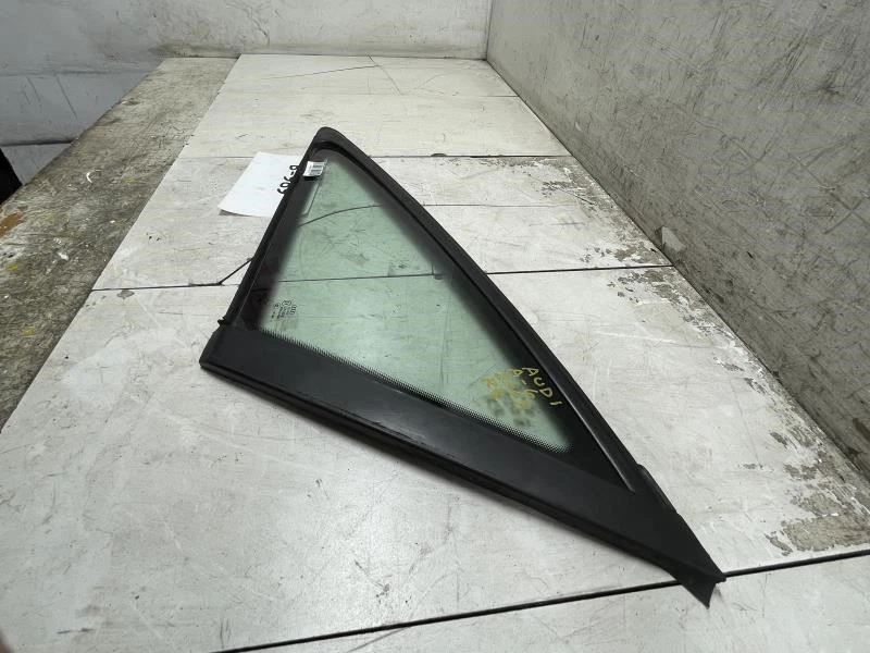 Audi A6 2008 sedán trasero derecho lado del pasajero cuarto de cristal OEM+ Foto 3 de 4