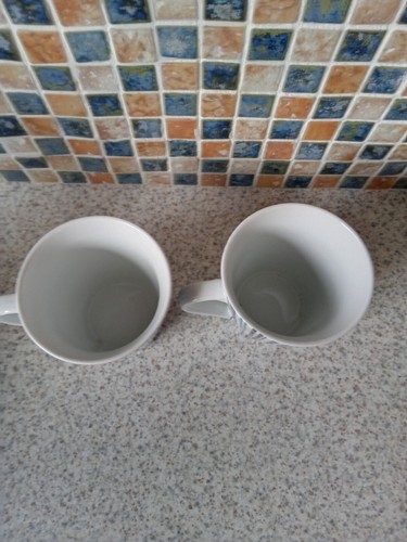 TESCO BLUE BLACK VERTICAL STRIPE Mug 9cm diam 10cm high PORCELAIN PAIR - Picture 3 of 4