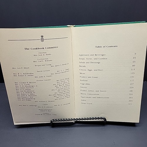 HOSPITALITY- East Texas Cookbook HC 1983 1st Ed Harvey Womans Club Palestine VTG - Imagen 8 de 13