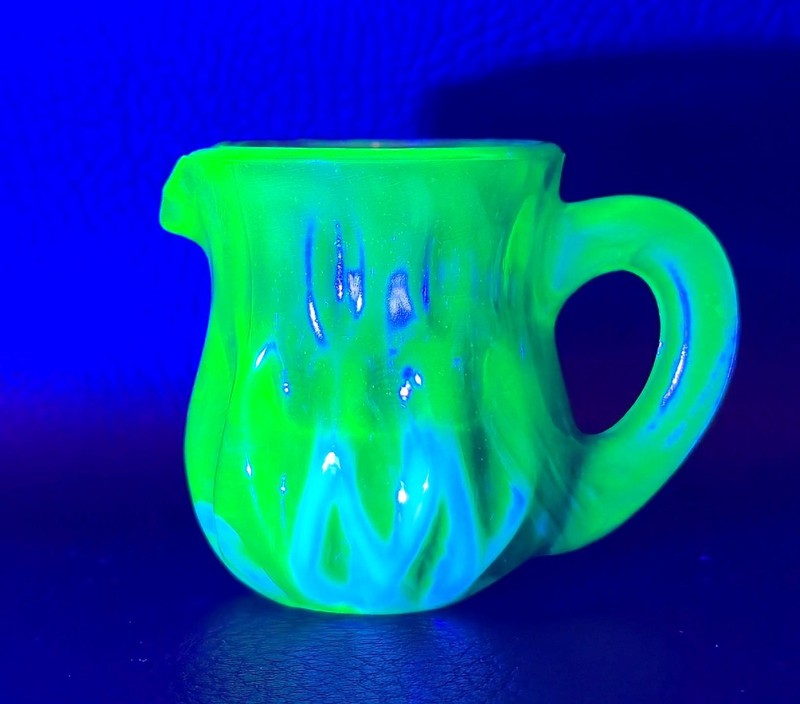 Boyd's Crystal Art Glass MINI PITCHER #30 MINT GREEN 10-17-83 Glows NOS
