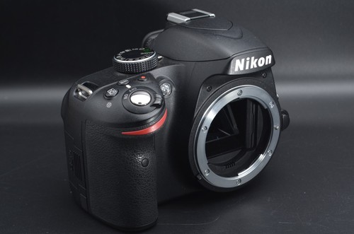 Nikon D3200 Digital SLR Camera Black Body 1,023 Count! Free Shipping #B39 - Picture 5 of 11