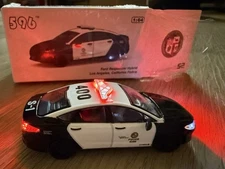 Customized 596 Model 1: 64 Ford Responder Hybrid Los Angeles LAPD With LED Light