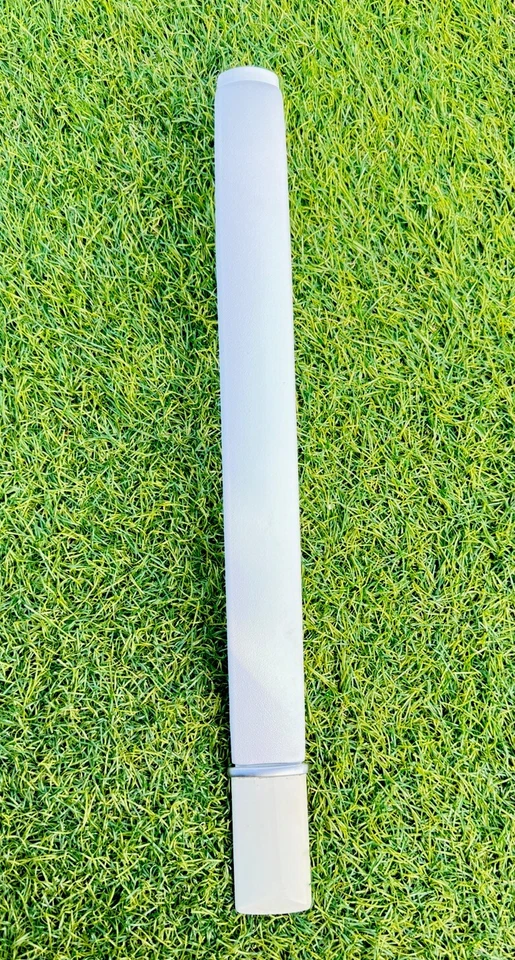 Manija de puerta para refrigerador o congelador Frigidaire # 218668001 del modelo # FRT18G4AWD Foto 3 de 4