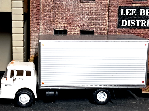 HO 1/87 RTR Athearn Ford C BOX VAN camion BIANCO COSTRUITO CAMION CONSEGNA SENZA LETTERE - Foto 7 di 14