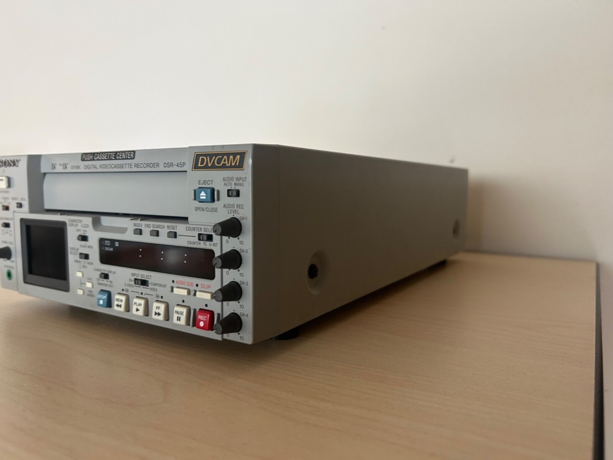 ソニーDVCAM DSR-45中古動作品難ありの出品です❣ NOS SONY DSR-45