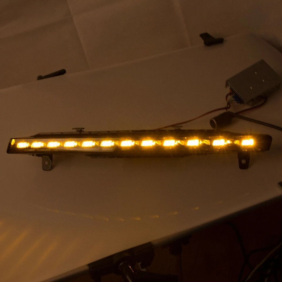 Freccia AUDI Q7 4L dal 07.2009 anteriore DESTRA indicatore di direzione luce diurna lampeggiante - Immagine 2 di 4