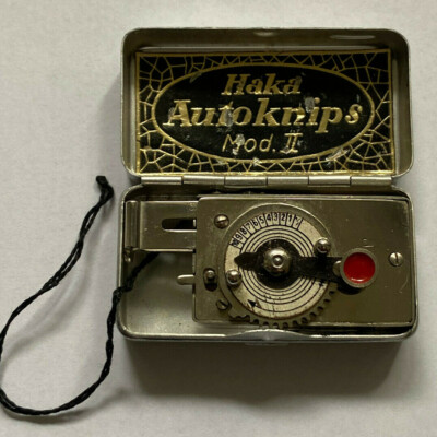 Haka Autoknips II - in original Blechbox - 5,5 x 3 cm 