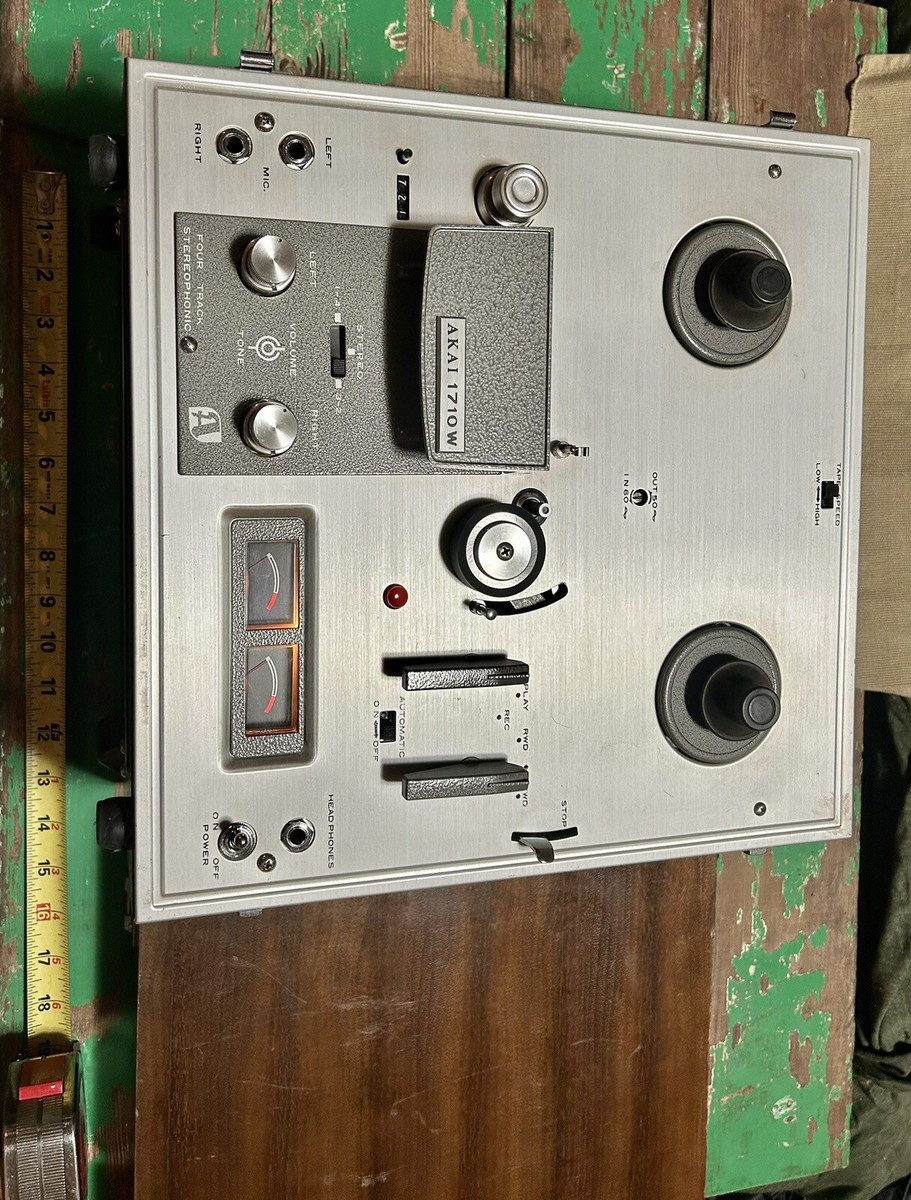 Vintage AKAI 1710W/L Wood Box Made in Tokyo Japan Tested! Works