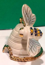 LENOX SECRET GARDEN Treasures BEEHIVE sculpture -- -- NEW in BOX