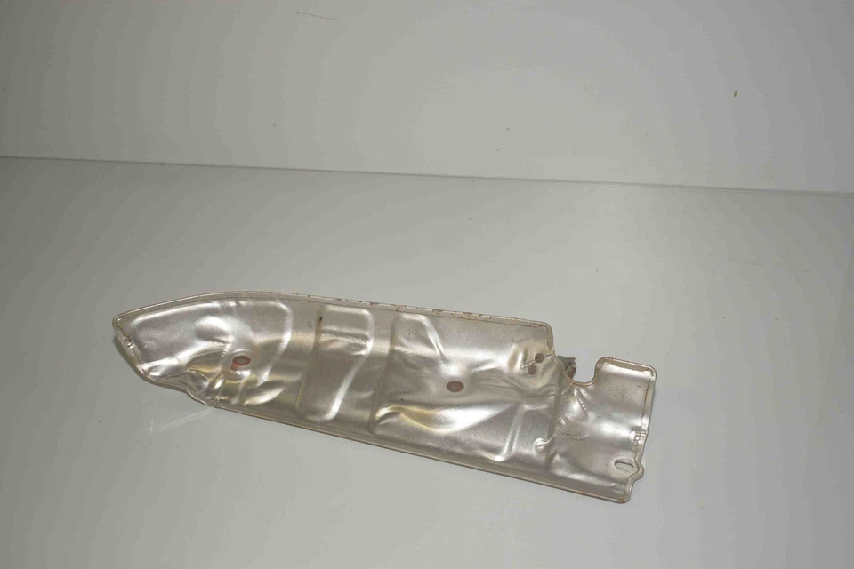 BMW F11 530d E90 E91 E92 E93 F30 F31 F34 F32 F33 F36 F07 Heat Shield - Image 3 of 4