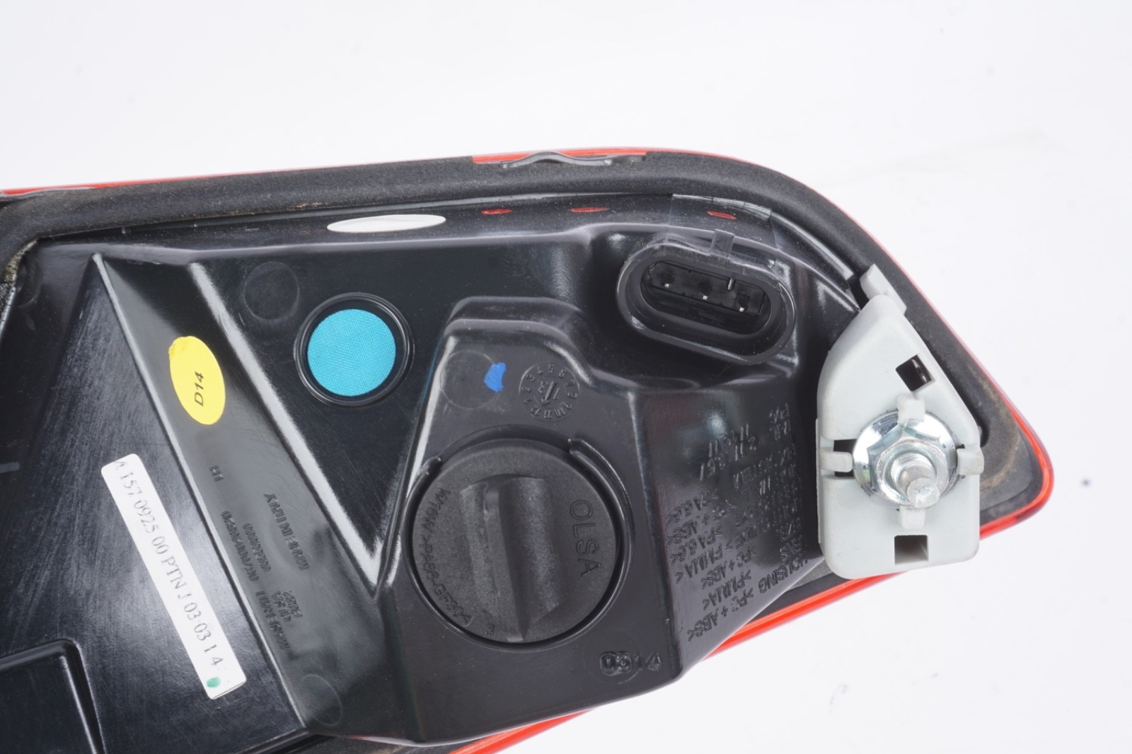 2014 - 2020 Maserati Ghibli Rear Left Side Inner Tail Light Lamp 06700046820 Oem
