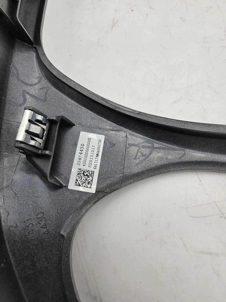 Chevrolet Colorado 2015-2022 tablero velocímetro izquierdo bisel cubierta OEM 23239841 Foto 3 de 3