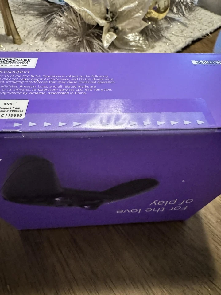 Amazon Luna Wireless Controller For Gaming WiFi Bluetooth USB Alexa switching - Image 2 of 3