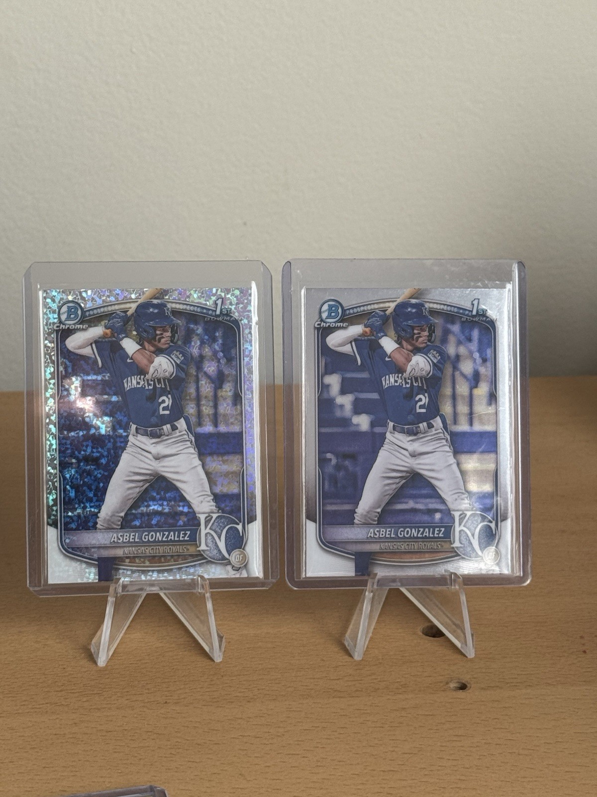 Asbel Gonzalez 2025 1st Bowman Chrome Mini Diamond And 1st Chrome Base