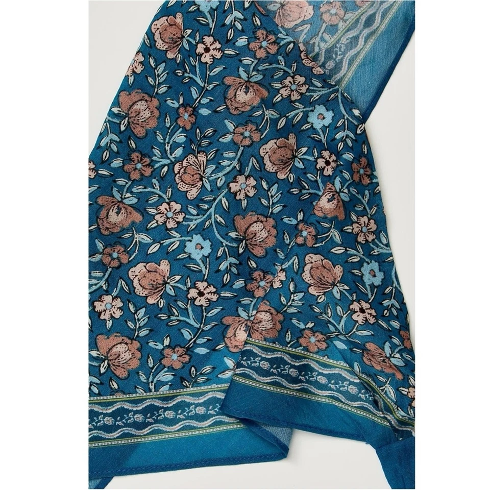Free People Artistic Eye Hair Scarf in Blue Jay Floral NWT Bohemian Cottage - Image 4 of 4