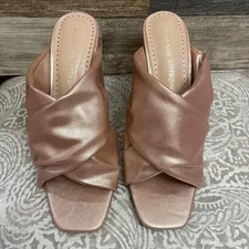 Adrienne Vittadini Champagne Metallic Genie Block Heel Square Toe Women's Size 6