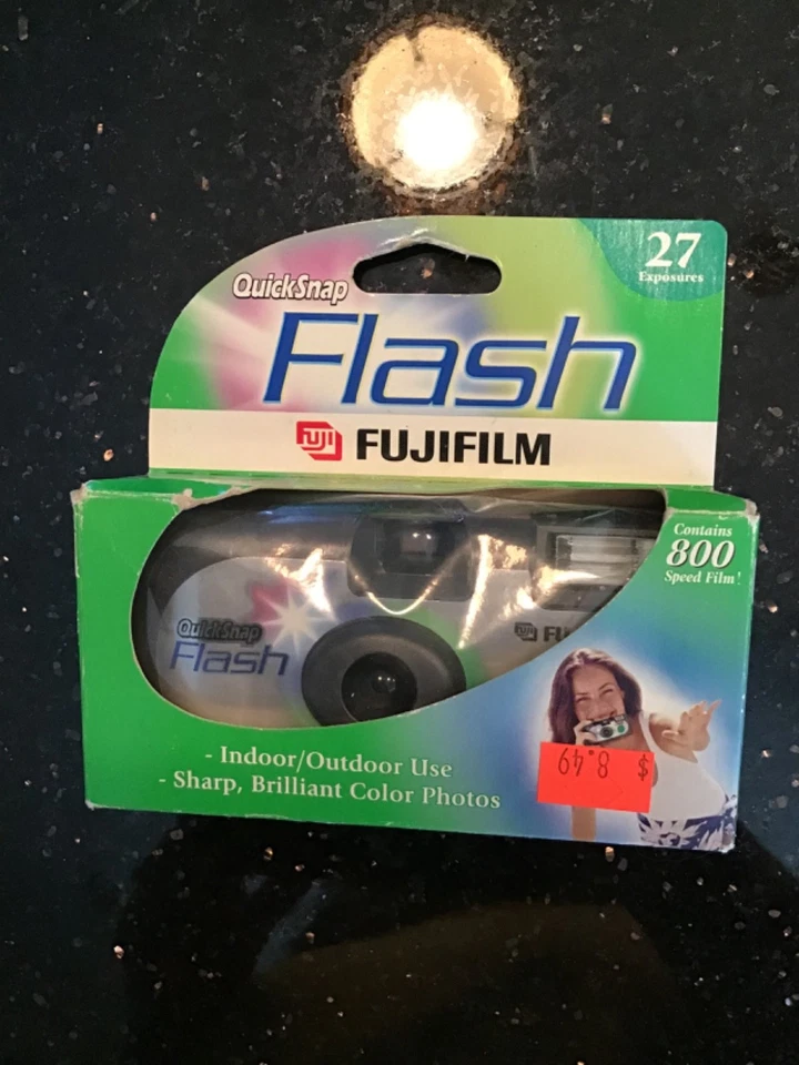 2 FUJI QUICKSNAP FLASH 800 speed Disposable CAMERAS 27 exp. EXPIRED NOS 35mm - Image 4 of 4