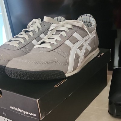 Onitsuka Tiger Ultimate 81 Low Top Lace Up Sneakers Gray/White Unisex D520N