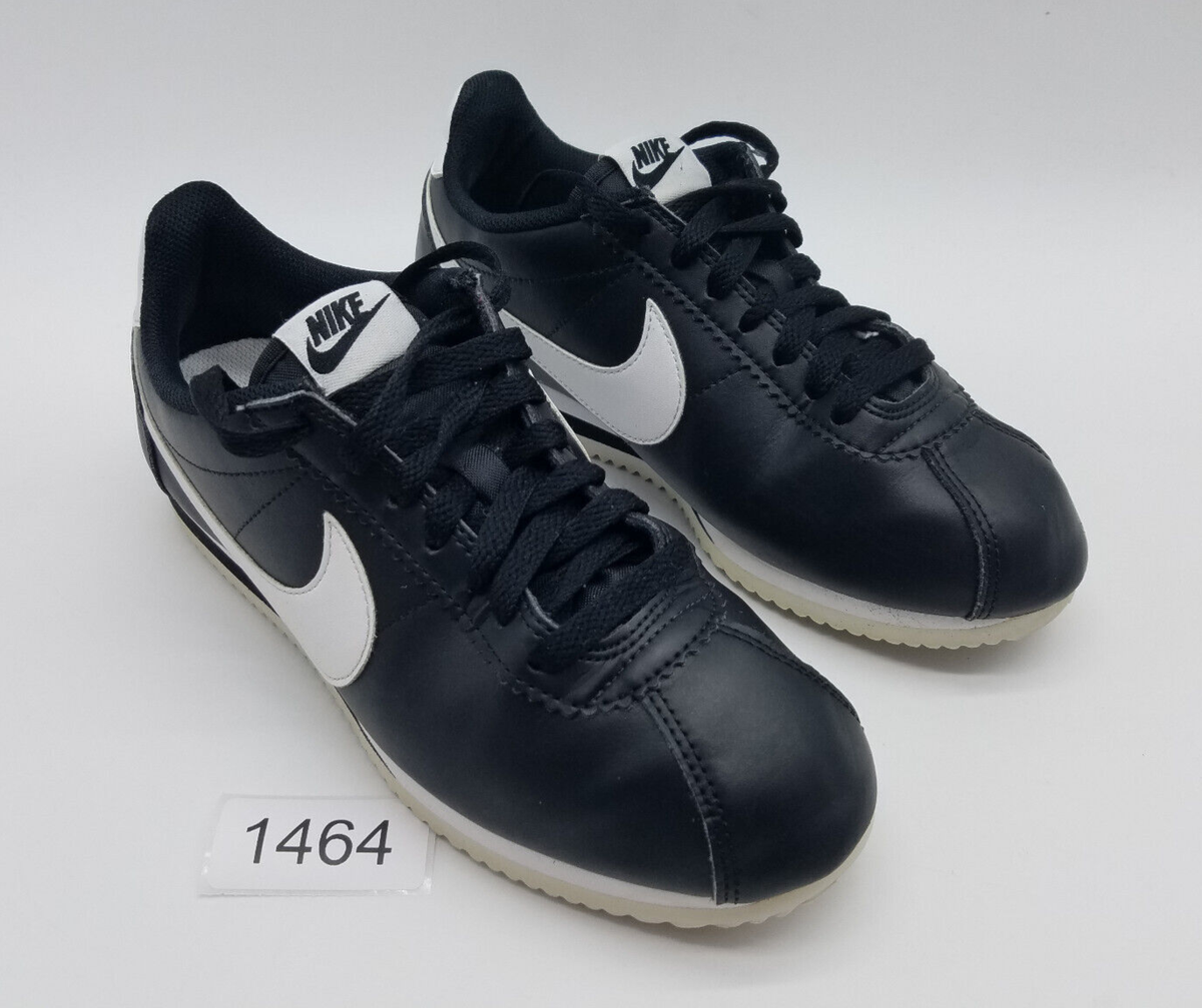 Nike Cortez Classic Leather Women's Size 8 Running Shoes Black