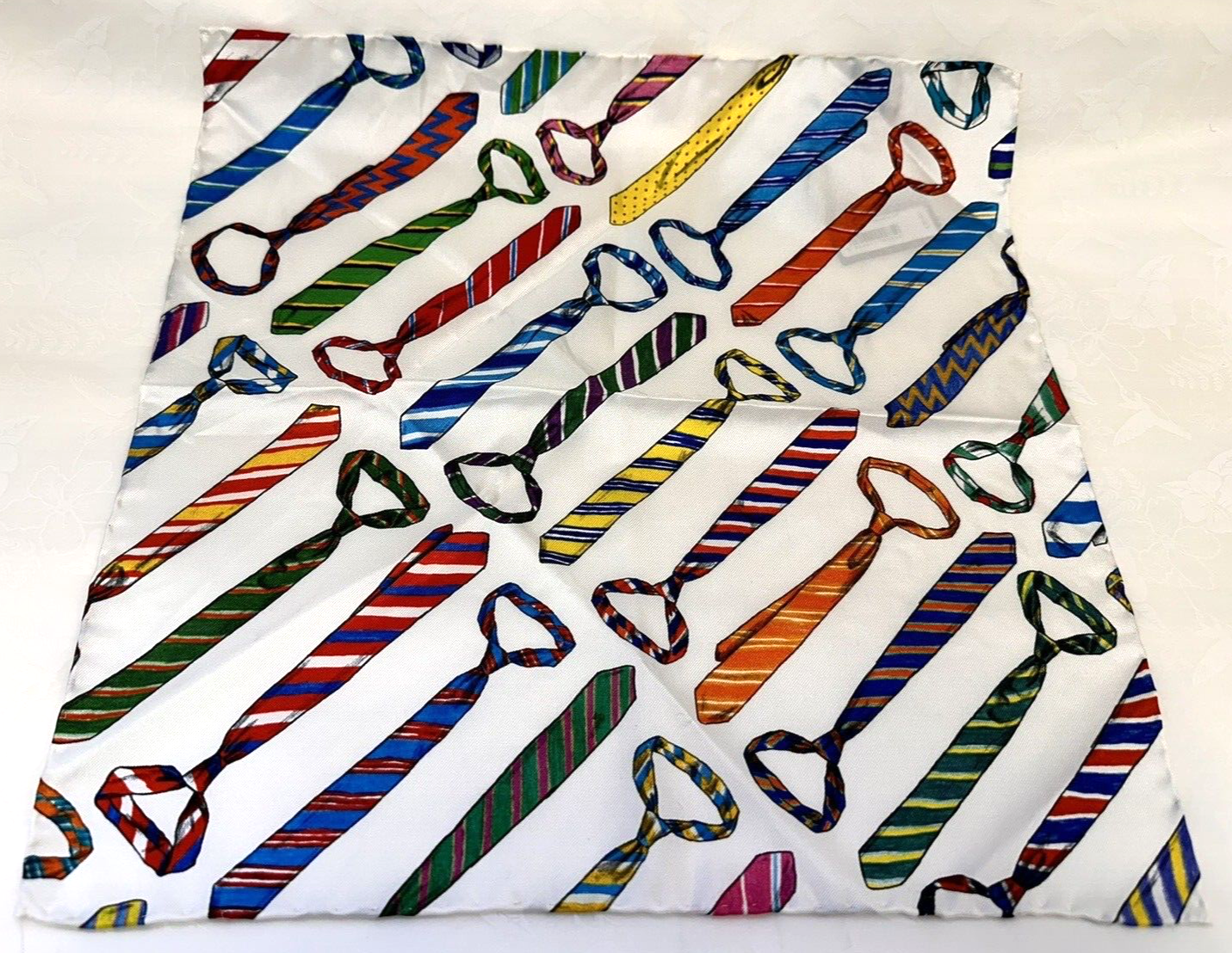 NEW! TM Lewis in collaboration David Sparshott colourful ties silk pocket square