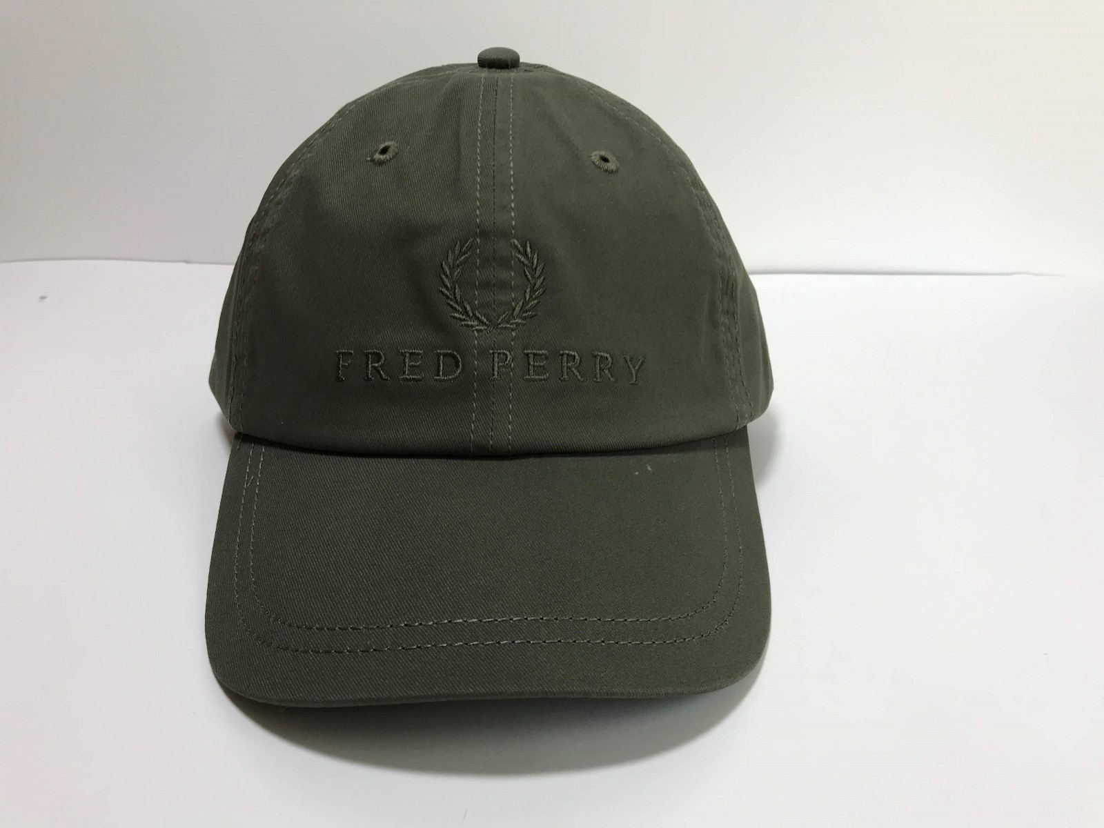 fred perry train driver cap