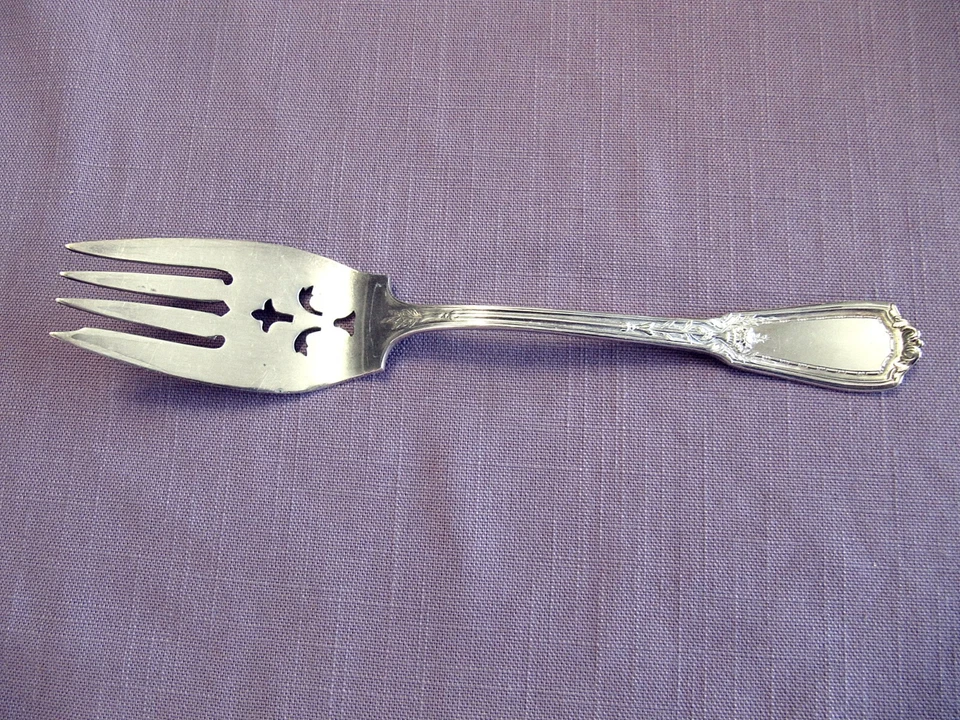 ANTIGUO TENEDOR DE SERVIR CAÑA Y BARTON Y CUCHARÓN DE SALSA, PLATO DE PLATA LOUIS XVI (1926) Foto 2 de 4