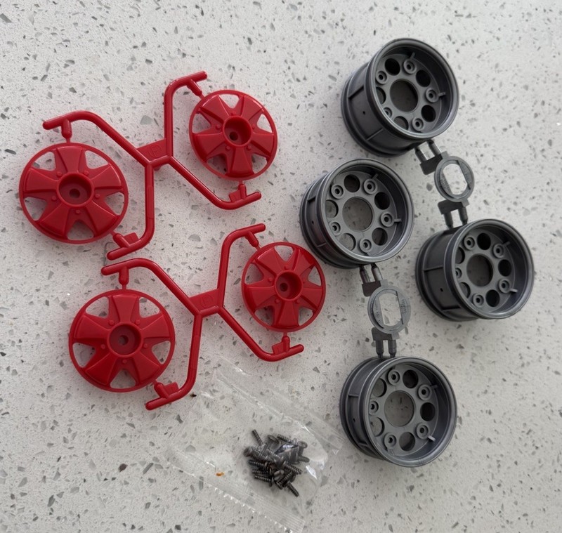 Tamiya 2-Piece Porsche 911 Fuchs Red/Grey Wheels -  Narrow/Wide (2prs) TT01/TT02