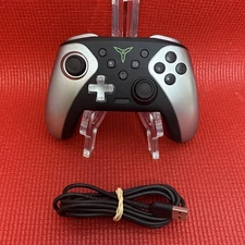 Elisween Black+Silver Nintendo Controller With USB-C Charger Excellent Condition